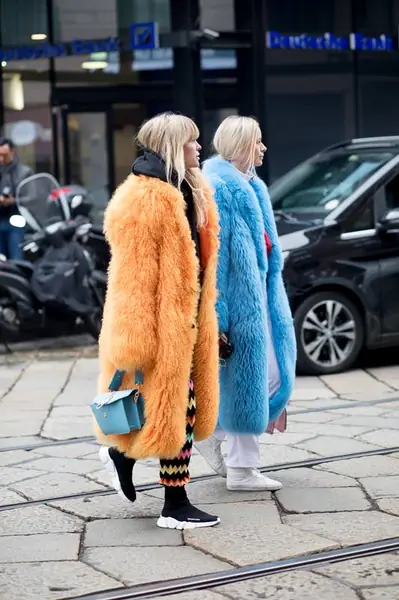 Paris Fashion Week Prêt-à-Porter 2017. Na zdjęciu Jeanette Friis Madsen i Thora Valdimars