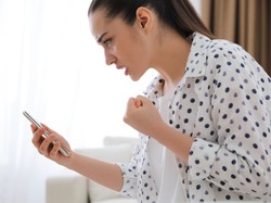 Jak nie dać się ponieść kłótni w sieci? 5 kluczowych zasad, dzięki którym ostudzisz emocje