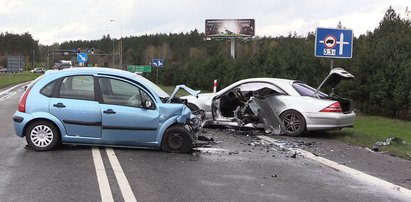 Tragiczny wypadek w Pile. Jedna osoba nie żyje, 3 osoby ranne, w tym dwoje dzieci!