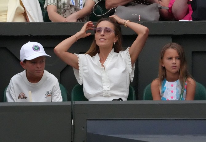 Jelena Đoković sa decom