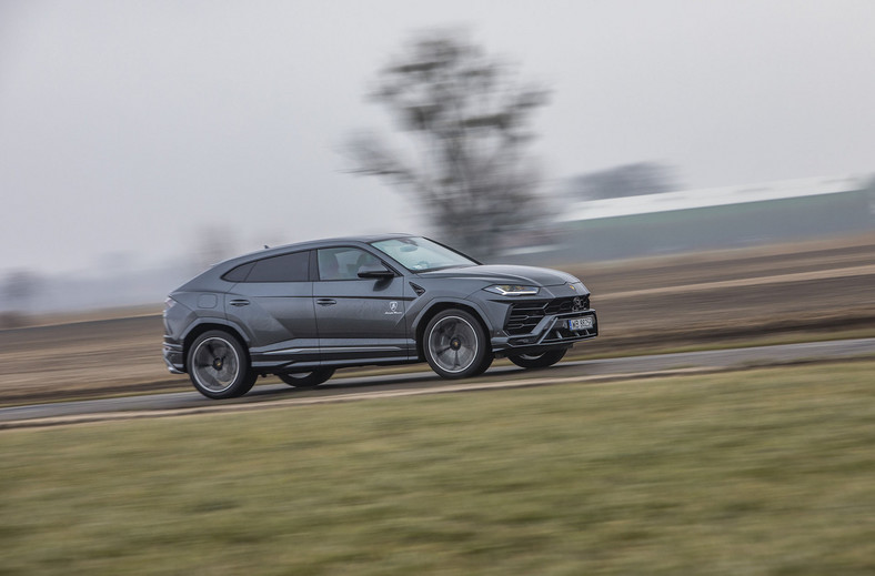 Lamborghini Urus - najdynamiczniej przyspieszający SUV na Ziemi 