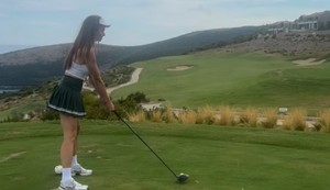 Marija Karan igra golf