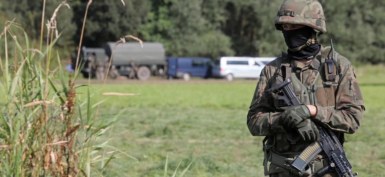 Joński i Szczerba: Rząd nie zdał egzaminu ani z ochrony granic, ani z pomocy