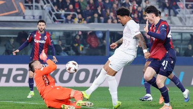 skorupski i świderski zagrają w 1/8 finału ligi konferencji