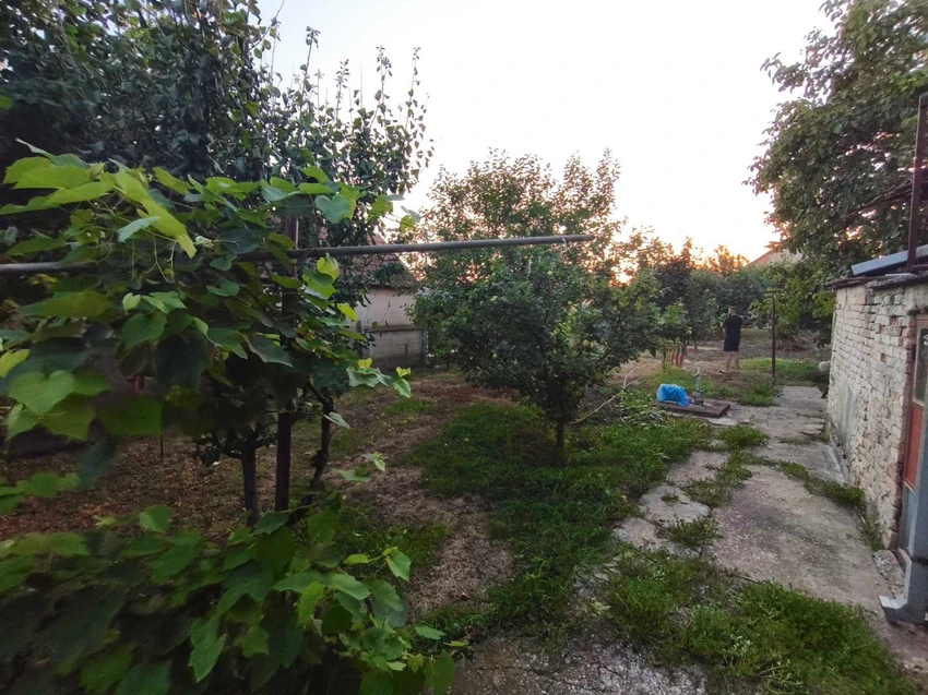 Neobičan oglas za prodaju kuće