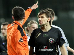 Surowa kara dla Smolarka za uderzenie Arboledy