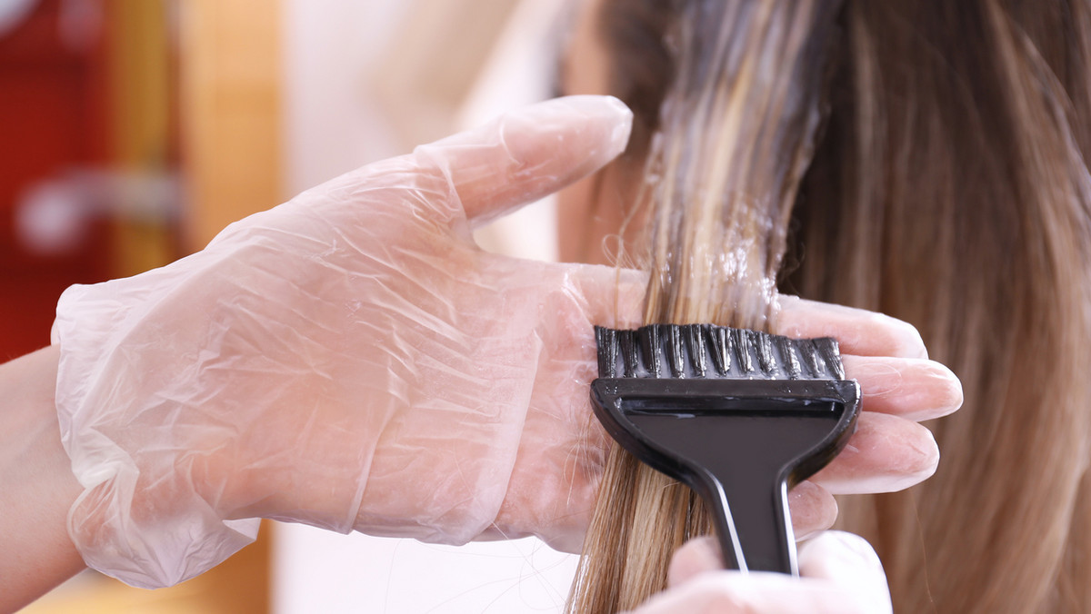 Drenched hair color - ta koloryzacja włosów to hit 2020