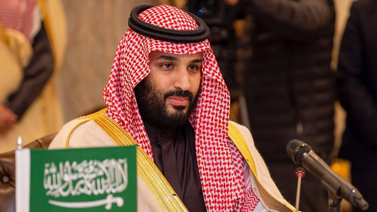 Saudyjski następca tronu, książę Muhammad ibn Salman oskarżył Iran o przeprowadzenie w czwartek ataków na dwa tankowce w Zatoce Omańskiej. W wywiadzie prasowym zaapelował on do społeczności międzynarodowej o "zdecydowaną postawę" wobec władz w Teheranie.