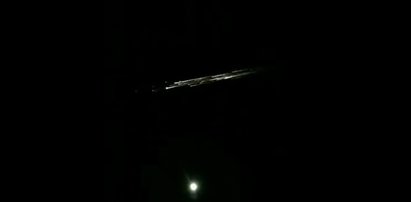 Ludzie myśleli, że to UFO lub meteor. Prawda zasmuciła wszystkich