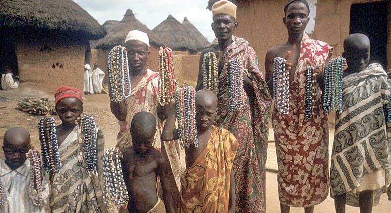 Discovering the Nupe people [enroute]