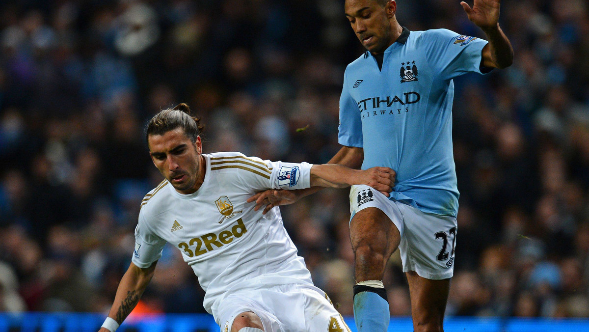 Z powodu urazu Gaela Clichy'ego doszło do zmiany w kadrze reprezentacji Francji na spotkanie z Włochami. Kontuzjowanego obrońcę Manchesteru City zastąpił gracz Bordeaux, Benoit Tremoulinas.