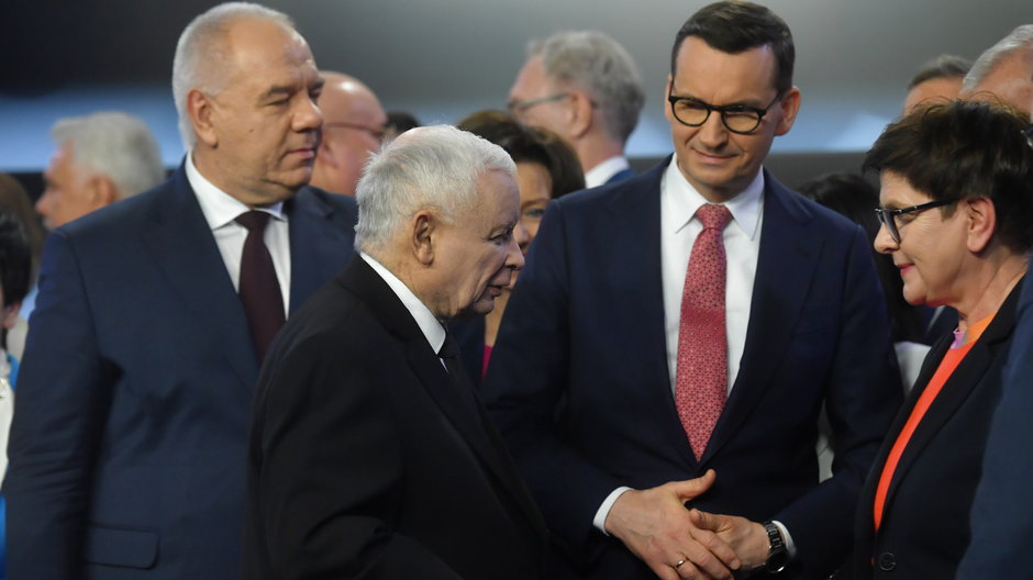 Jacek Sasin, Jarosław Kaczyński, Mateusz Morawiecki i Beata Szydło