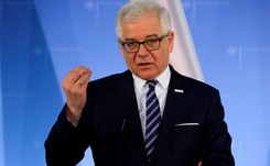 Szef MSZ bije w Macrona: Jeżeli poucza się Polskę, trzeba najpierw posprzątać u siebie. Francja ciągnie Europę w dół