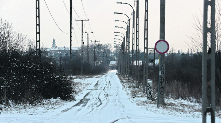 A nő alig pár méterre attól a helytől végzett magával, ahol öt éve megölték Gy. Krisztinát