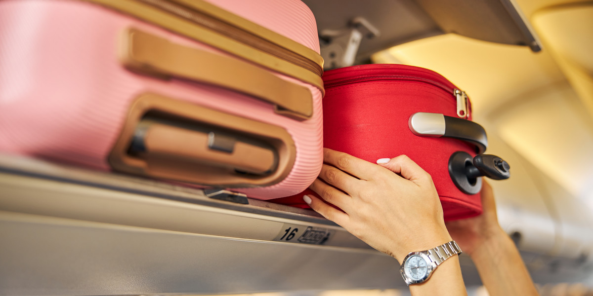 Wielkości dopuszczalnych bagaży podręcznych różnią się w poszczególnych liniach lotniczych