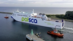 nowy polski prom jantar unity zacumował w szczecinie [dane techniczne, wymiary, chrzest]