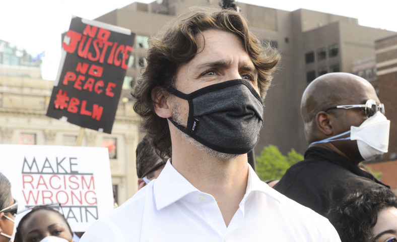 Justin Trudeau podczas pandemii COVID-19