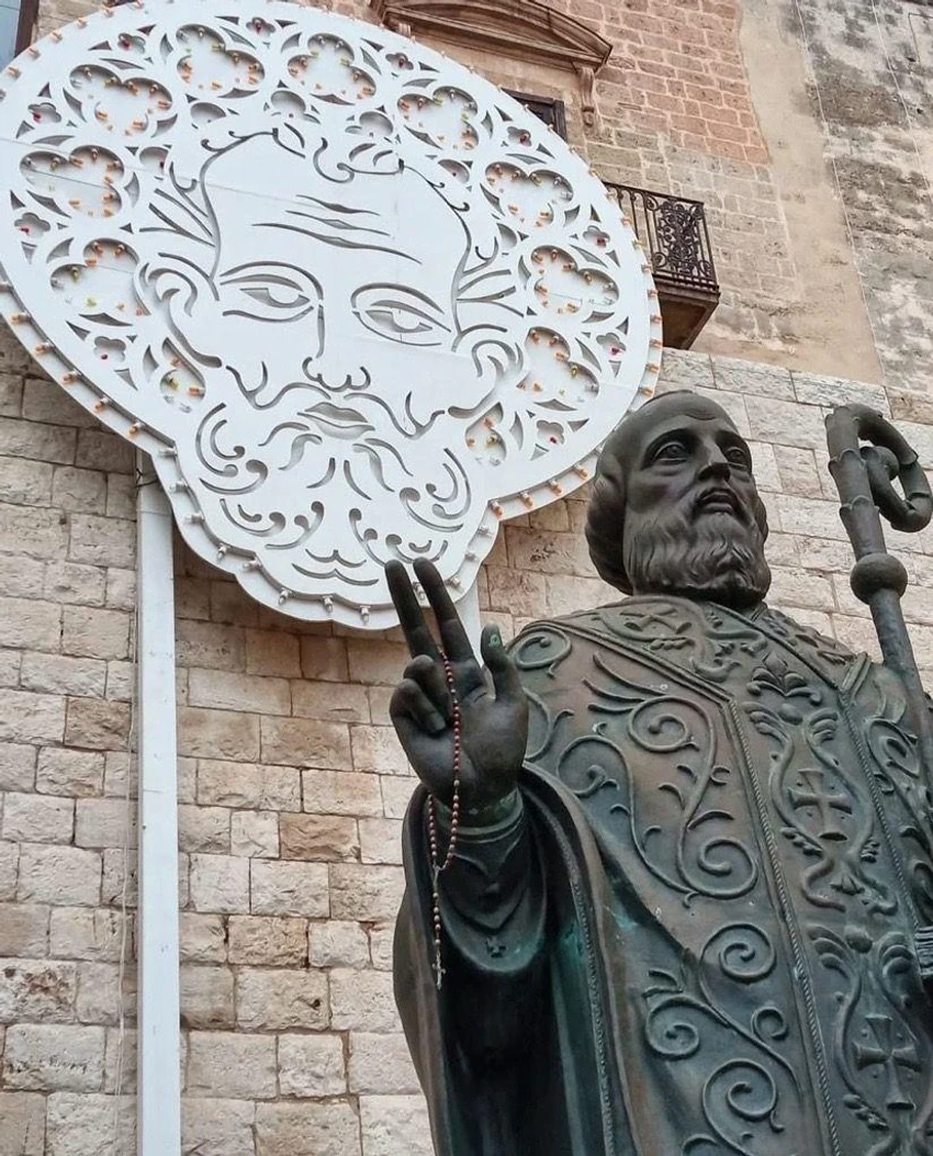 Statua Svetog Nikole u italijanskom Bariju | Foto: Dejan Vujić