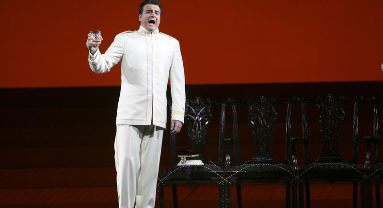 Marcello Giordani, Tenor Who 'Sang Like a God,' Dies at 56