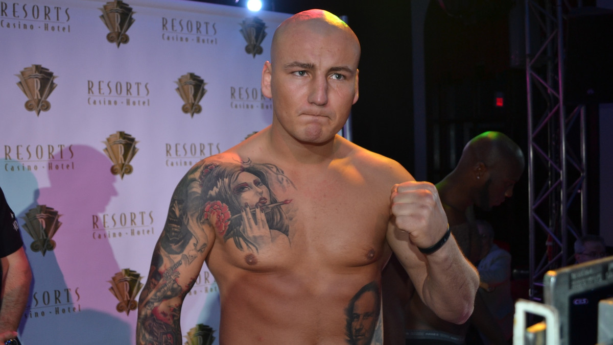 Artur Szpilka (16-0, 12 KO) znalazł się w ścisłym gronie kandydatów do tytułu Najbardziej Ekscytującego Boksera 2013 Roku w podsumowaniu Kevina Iole - pięściarskiego eksperta portalu Yahoo! Sports.