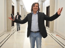 Agent Tomek na czele sejmowych piratów drogowych. Kto jeszcze?