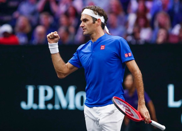 Rodžer Federer tokom meča sa Nikom Kirjosom na Lejver kupu