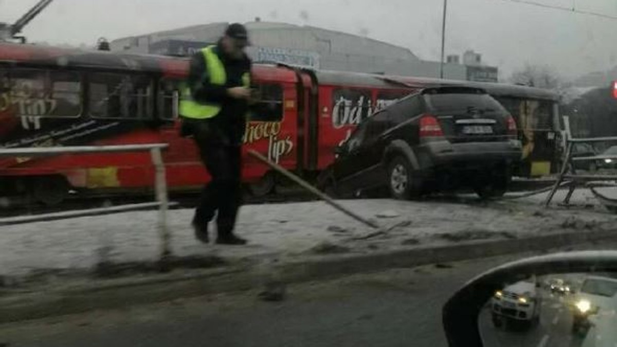 tramvaj automobil nesreca Sarajevo
