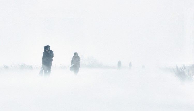 Pogodowy rollercoaster. Po fali ciepła uderzą śnieżyce i tęgi mróz. Kiedy?