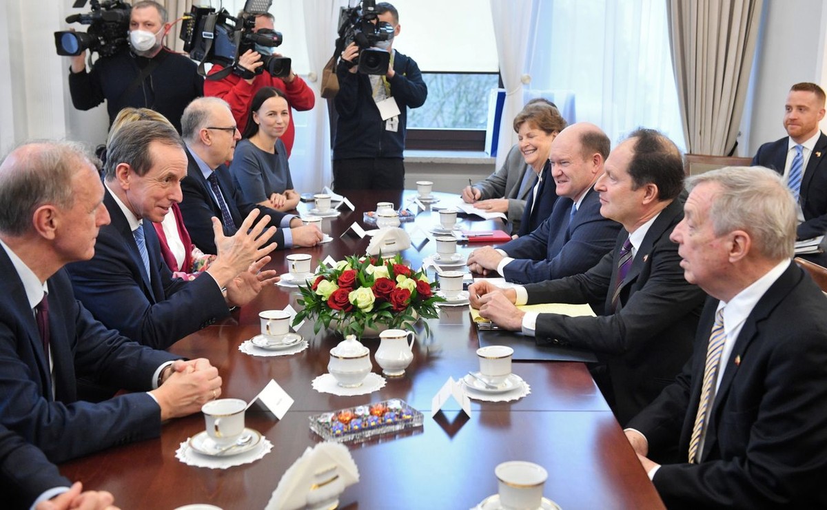 Tomasz Grodzki, Christopher Coons, Richard Dick Durbin, Jeanne Shaheen, Mark Brzeziński