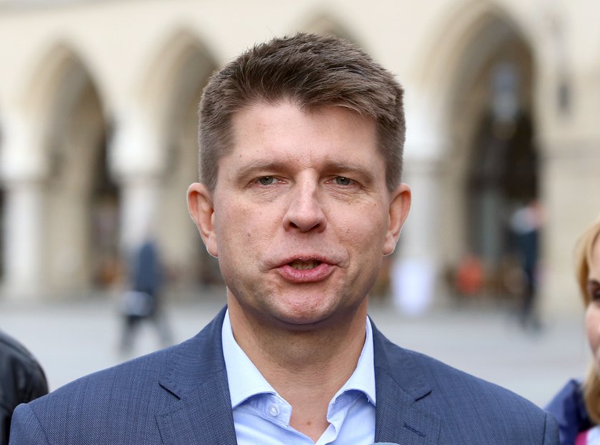 Petru wywiózł rodzinę na południe Polski