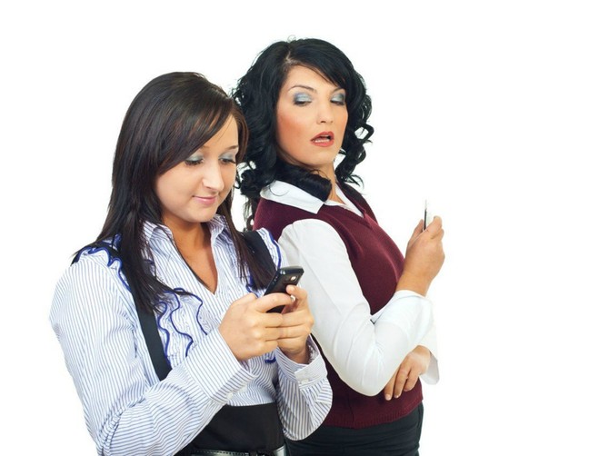 Roditeljske "Viber" grupe pomažu, ali mogu i da vrlo opterećuju