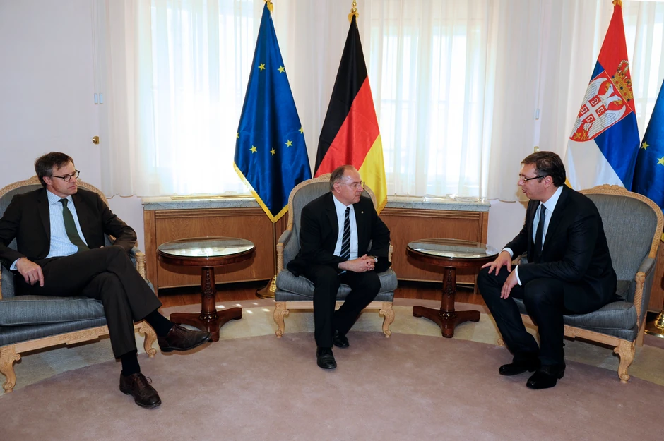 Aksel Ditman, nemački ambasador u Srbiji (levo), pisustvovao je sastanku Juratovića i Vučića