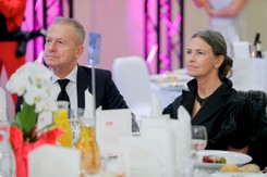 Bogusław Linda na wakacjach w Afryce. Takiej sylwetki tylko pozazdrościć [FOTO]