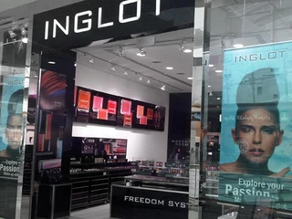 inglot-avenue-mall-kuwejt