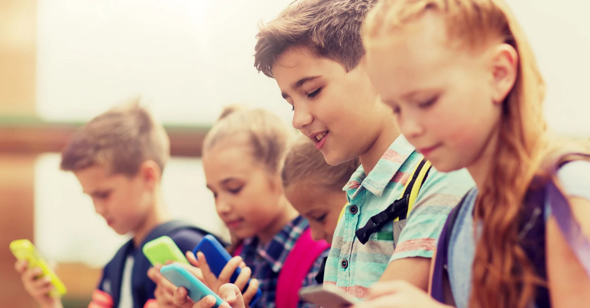 Social media dozwolone od 15. roku życia. Ten kraj podjął "przełomową decyzję. Czy tym śladem pójdą inne kraje?