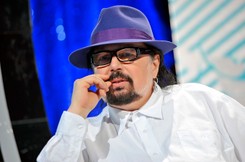 Hołdys: Gdybyśmy nie wpuszczali uchodźców, żaden wirus by się tu nie przedarł