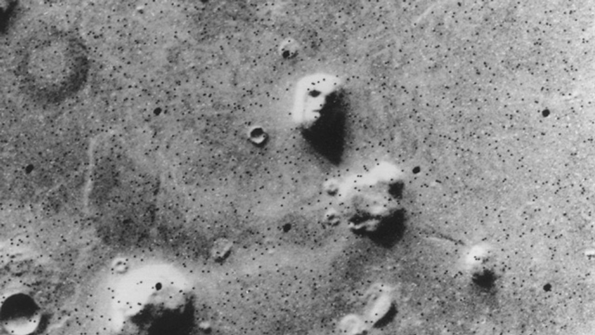 Cydonia - the face on Mars