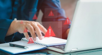 Od 3 kwietna firmy małe i średnie mają nowe obowiązki w zakresie cyberbezpieczeństwa wynikające z dyrektywy NIS 2. Jakie będą kary, jakie są wymogi?