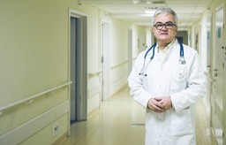 Jak wygląda kondycja polskiej służby zdrowia? Fal: Wpadliśmy w czarną dziurę [WYWIAD]