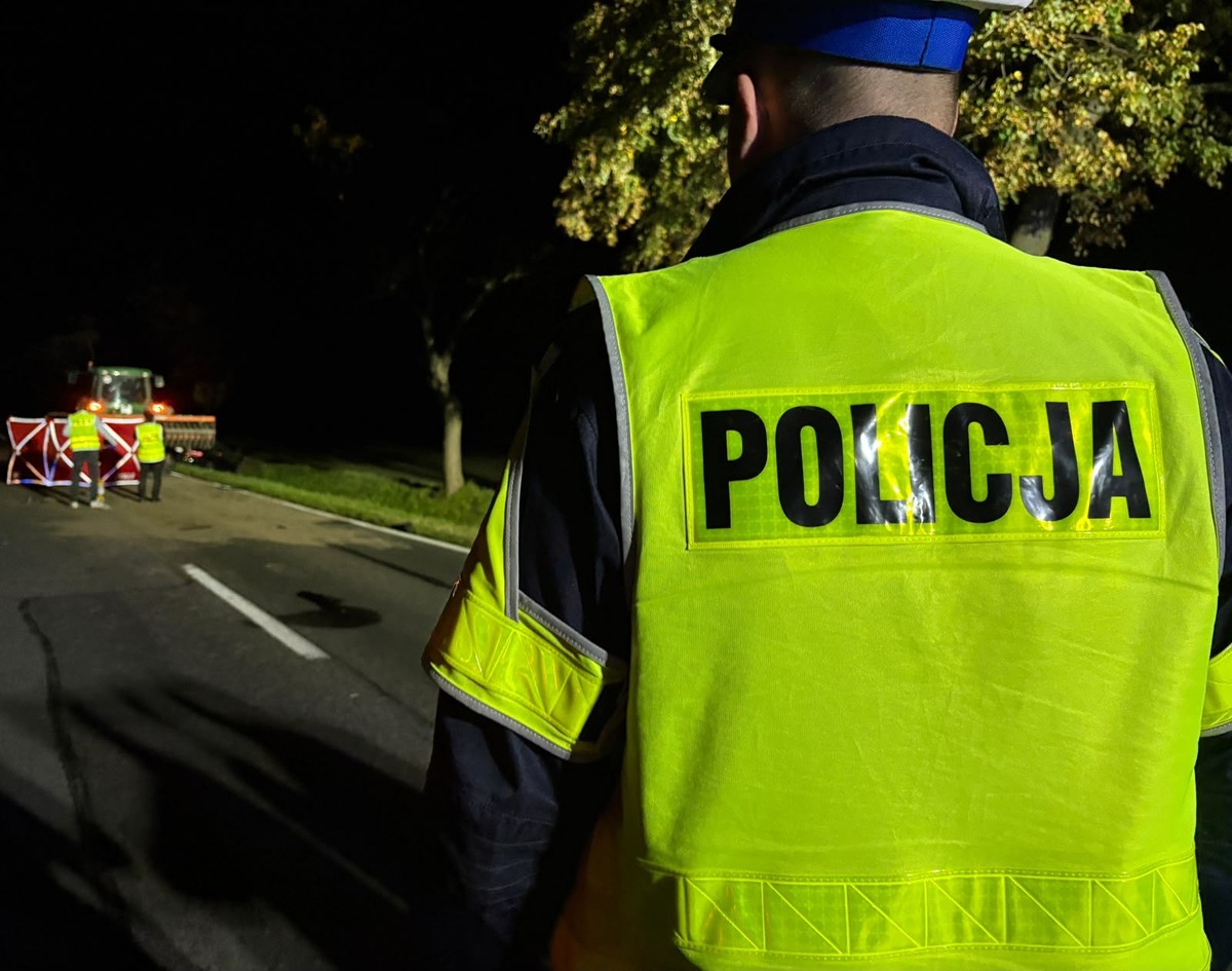 Wielkopolska: 30-latek zginął po wyjściu z rozbitego auta, potrącony przez volkswagena