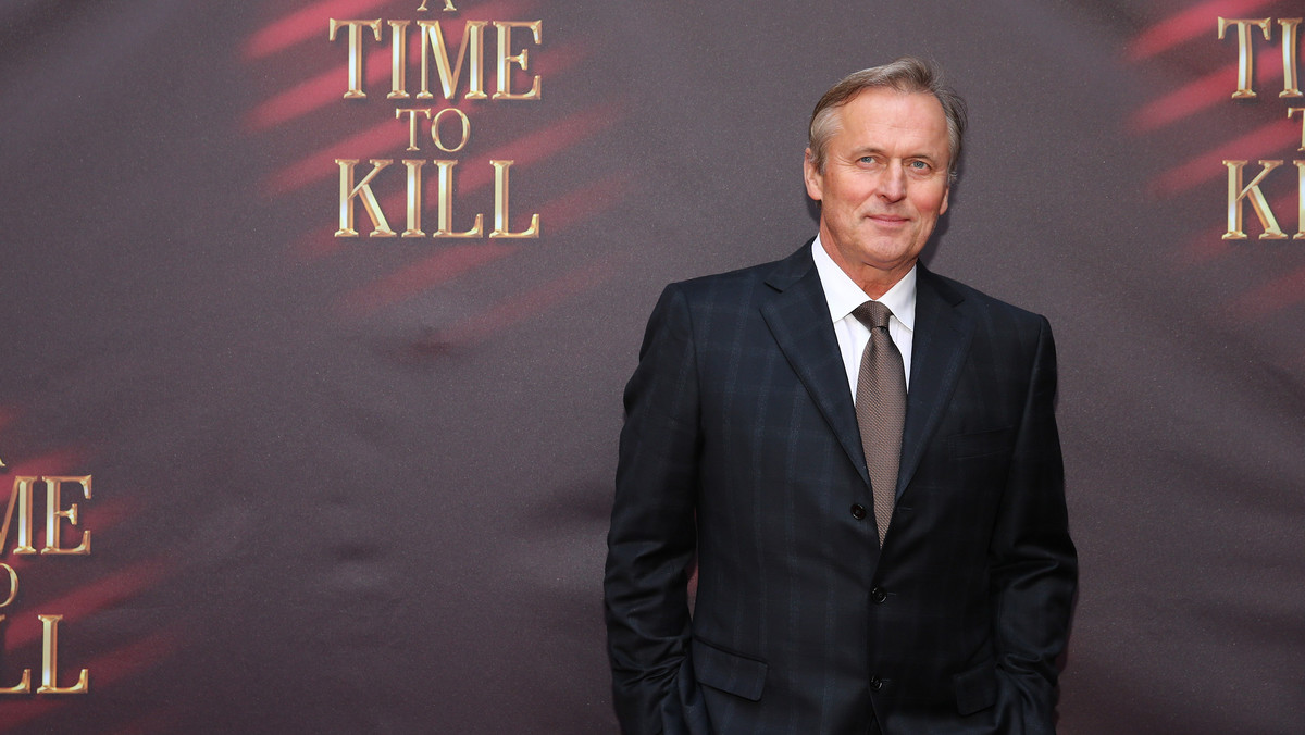 Autor bestsellerowych thrillerów prawniczych John Grisham wywołał spore kontrowersje, krytykując system sprawiedliwości w USA za zbyt surowe kary więzienia dla osób, które dopuściły się oglądania w internecie pornografii dziecięcej.