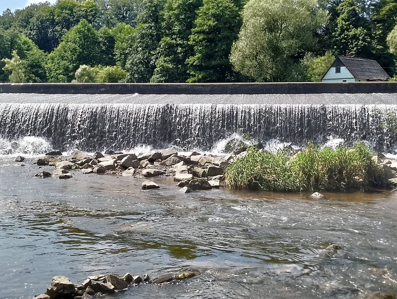 Spływ pontonowy w Bardzie