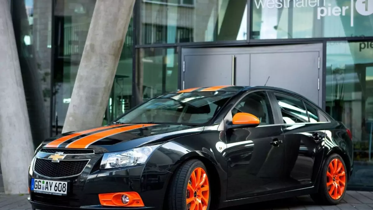 Chevrolet Cruze Bumblebee - Uliczny "Transformer"