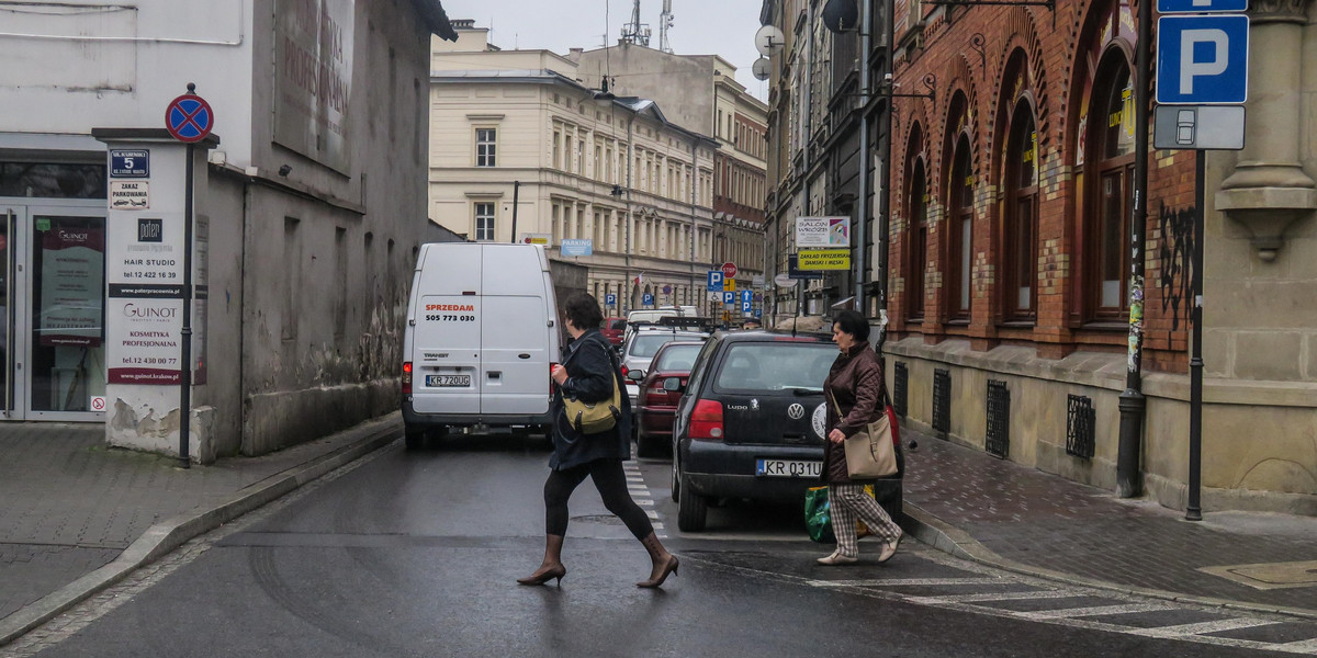 Brak przejścia na ul. Zacisze w Krakowie