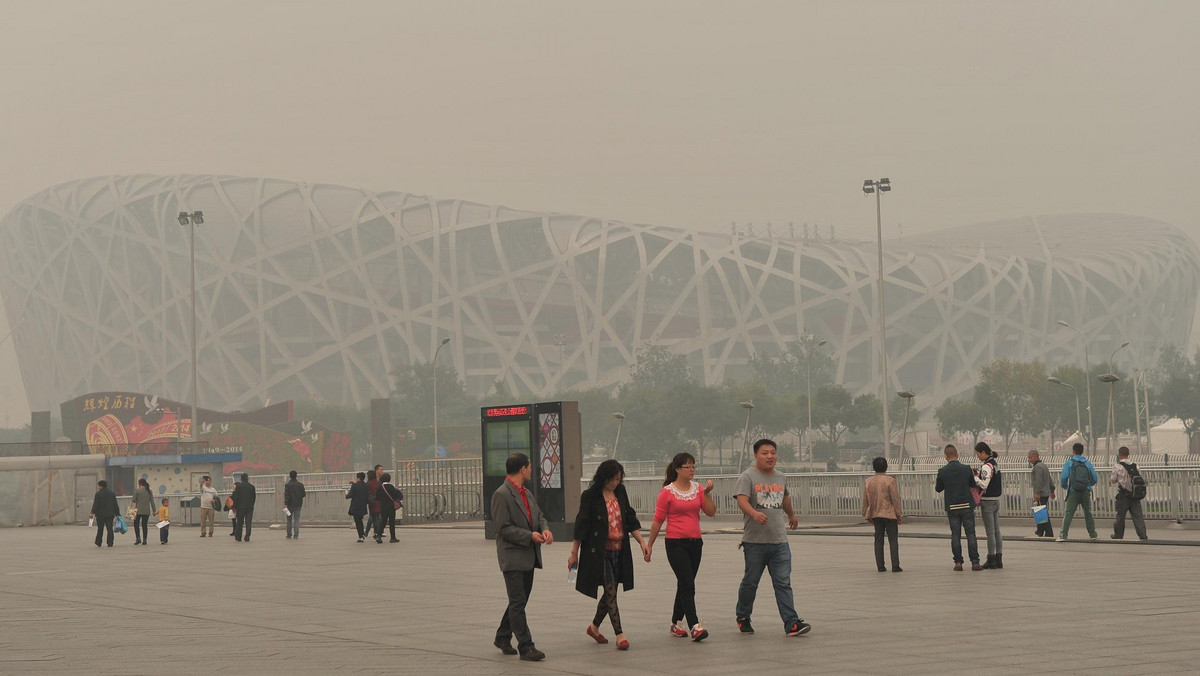 Spotkanie towarzyskie Brazylii z Argentynę może się nie odbyć z powodu zagrożenia wywołanego niebezpiecznie wysokim stężeniem smogu w stolicy Chin, gdzie piłkarze obu drużyn mają się zmierzyć w sobotę.