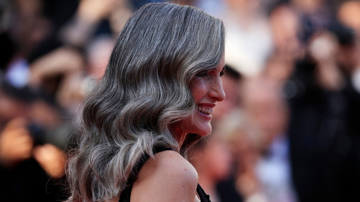 Novi trend farbanja koji ne skriva sede vlasi