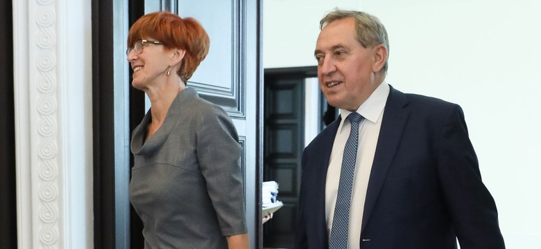 Kowalczyk: Pójdzie doniesienie do prokuratury ws. przetargu na autobusy dla wojska