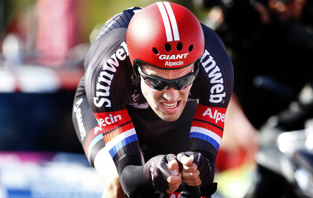 Giro d'Italia: Dumoulin wygrał czasówkę, Wiśniowski na 18. miejscu