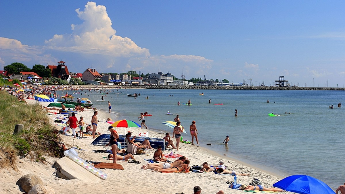 Rusza 12. edycja ekologicznej kampanii Fundacji Na Rzecz Odzysku Aluminiowych Puszek Po Napojach Recal "Czyste Plaże". W tym roku zaangażowało się w nią osiem nadmorskich gmin i Słowiński Park Narodowy.