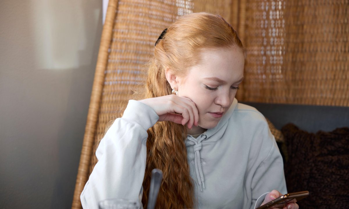 Cisza zamiast lajków. Dlaczego niektórzy wolą tylko obserwować?